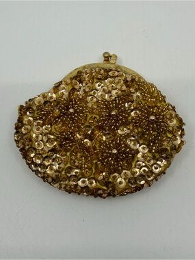 Vintage 60s Gold Sequin Floral Beaded coin purse
